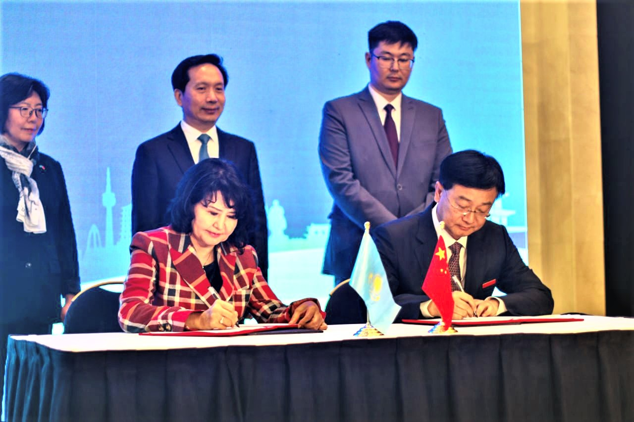 The memorandums of cooperation have been signed between Turan-Astana University and universities of the People's Republic of China
