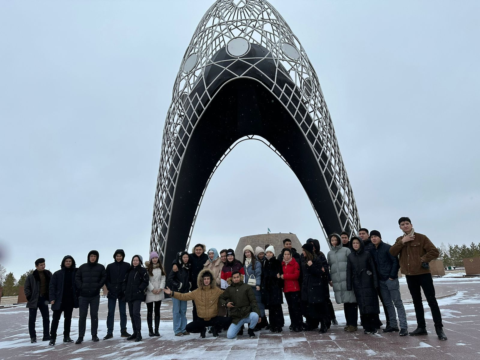 2022 жылғы 14 қарашада ұлттық және халықаралық құқық кафедрасының студенттері кафедраның оқытушысы А.Ф. Ягмусова мен оқытушы Н. Т. Кәкімжанованың
